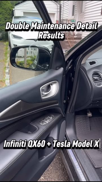 Infiniti QX60 interior door after a maintenance detail